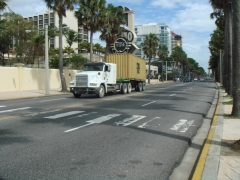 Freightliner FLD120