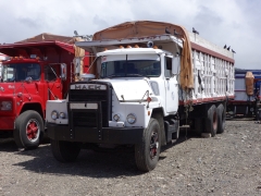 Mack DM600 Steel nose 6x4