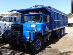 Mack DM600 Steel nose 8x4