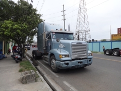 Freightliner FLD120