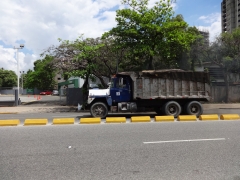 Mack DM600 6x4 Steel nose