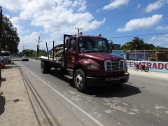 Freightliner M2 106 4x2