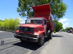 Mercedes Benz L series 3rd gen 4x2 