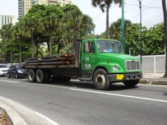 Freightliner FL80 6x4