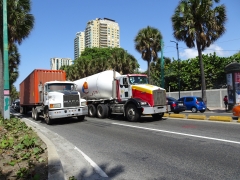 Mack CH613