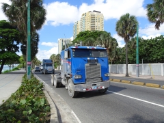 Freightliner FLA