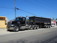 Freightliner Coronado 8x4