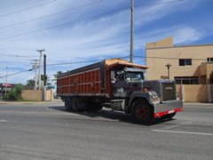 Mack Superliner 6x4