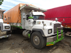 Mack RD 6x4