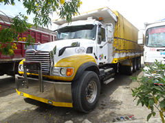 Mack Granite 8x4