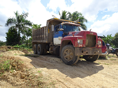 Mack R Model 6x4