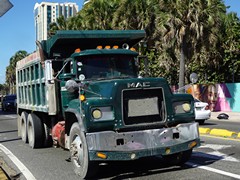 Mack R model 6x4
