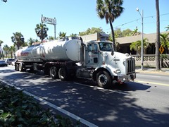 Kenworth T800