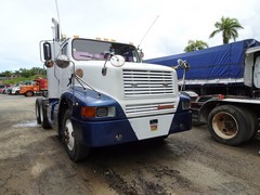 International 8200 6x4
