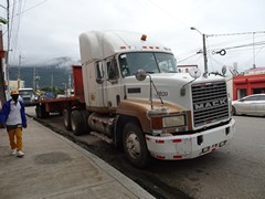Mack CH613