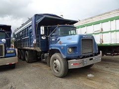 Mack DM600 8x4