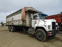Mack DM600 6x4