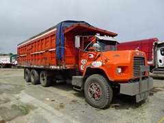 Mack DM600 8x4