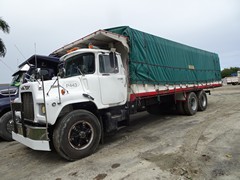 Mack DM600 6x4