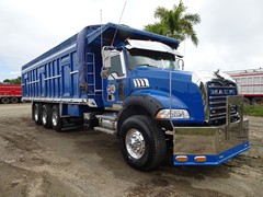 Mack Granite 8x4